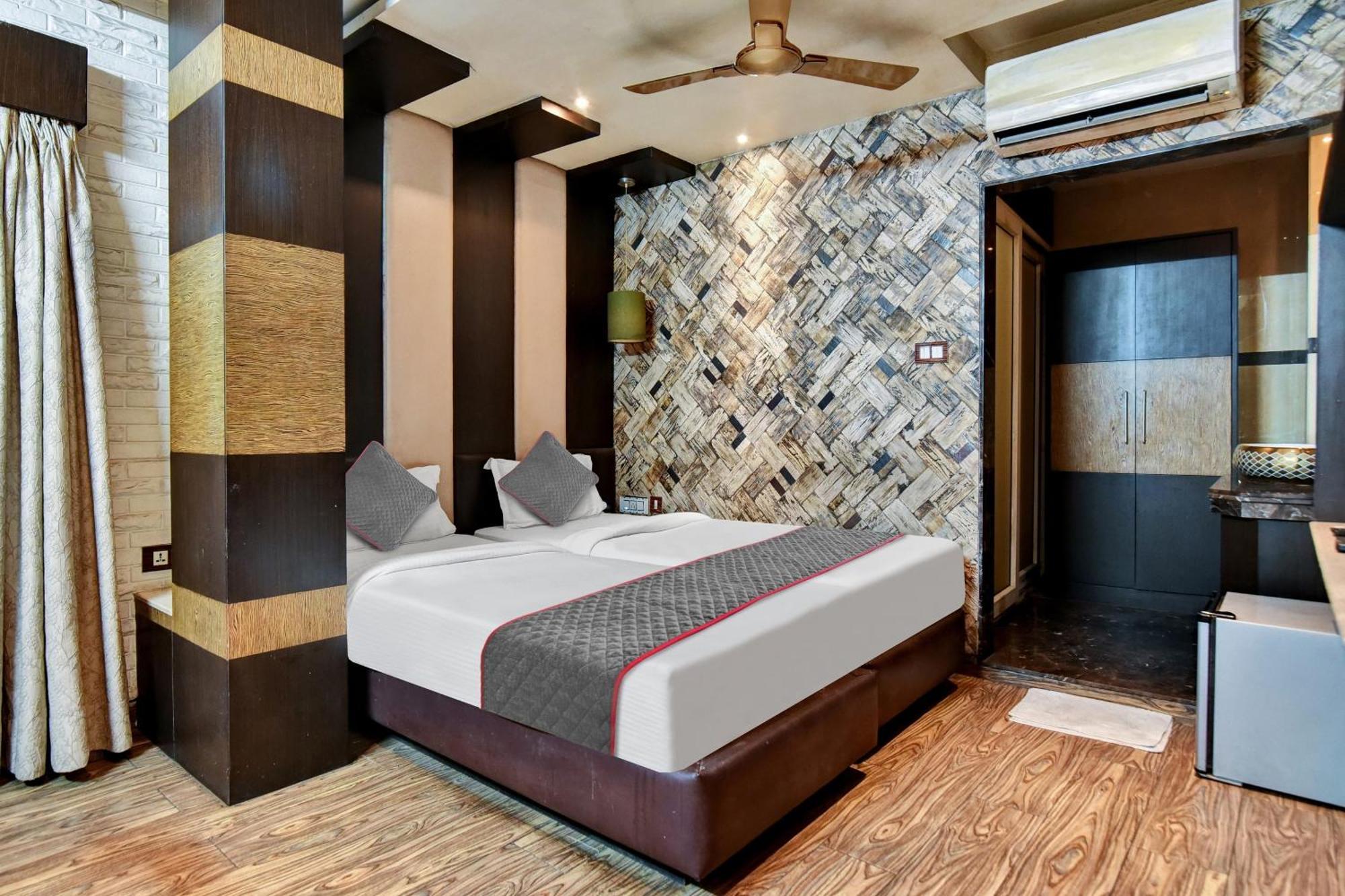 כלכותה Hotel Acme מראה חיצוני תמונה