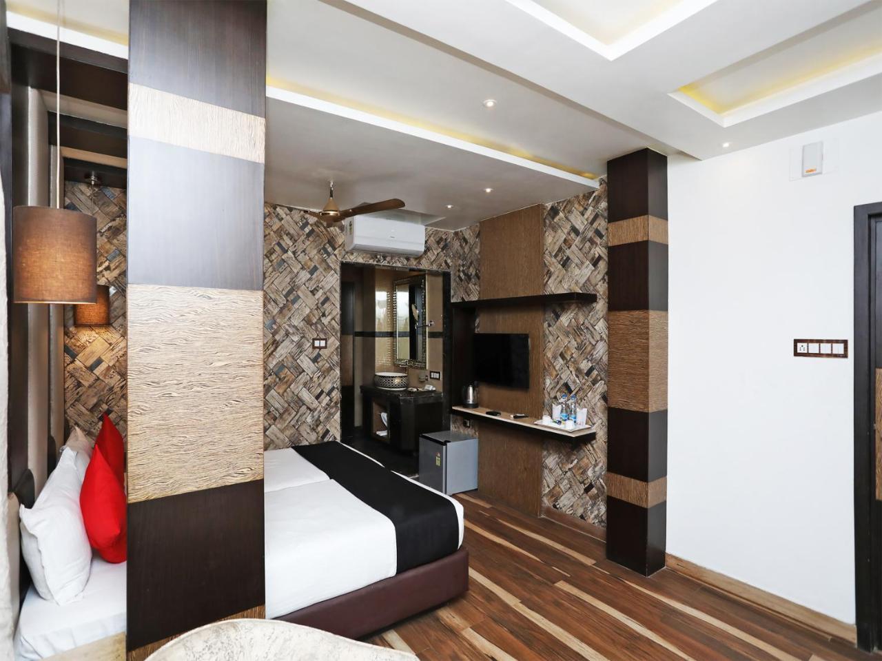 כלכותה Hotel Acme מראה חיצוני תמונה