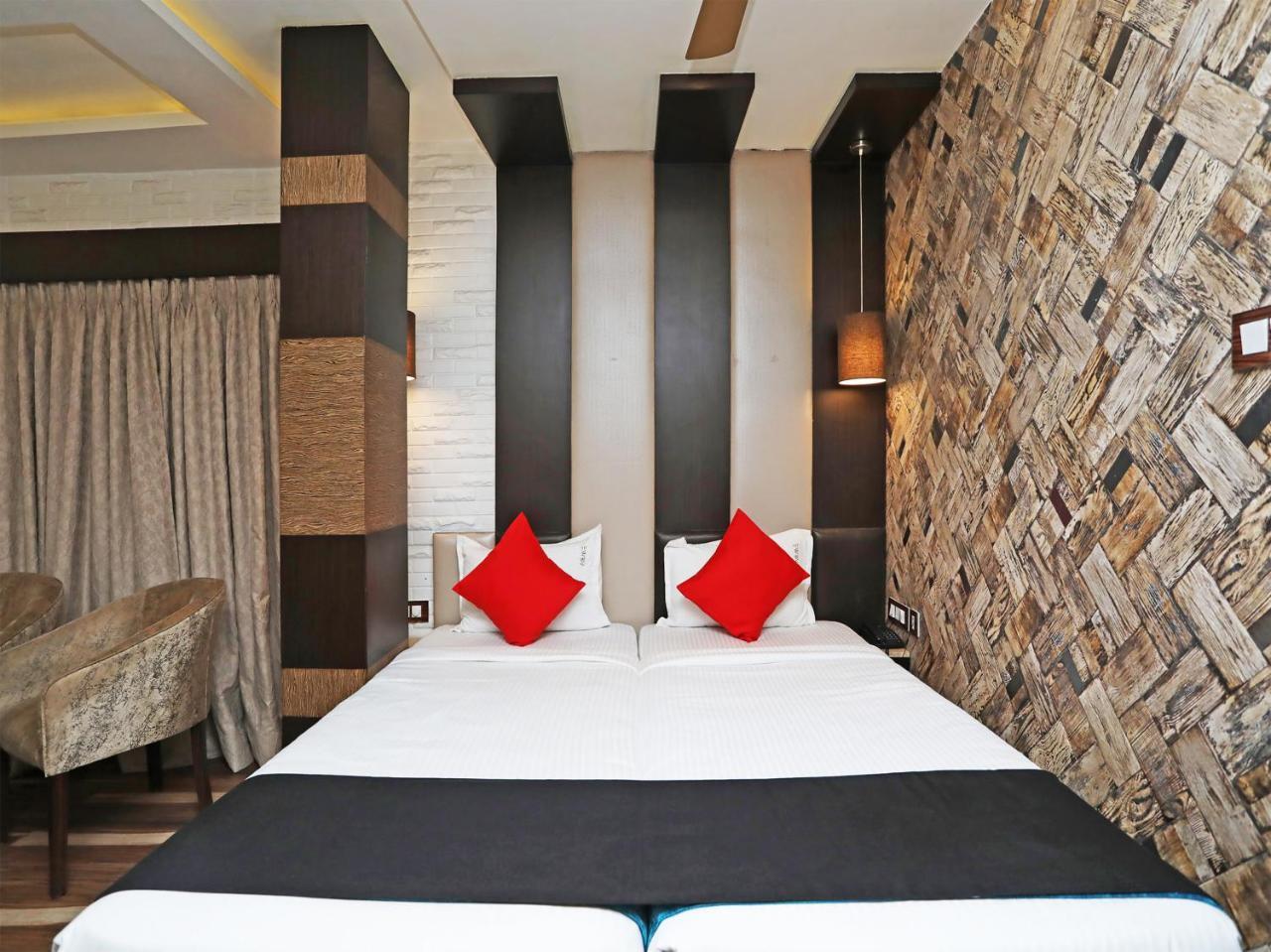 כלכותה Hotel Acme מראה חיצוני תמונה