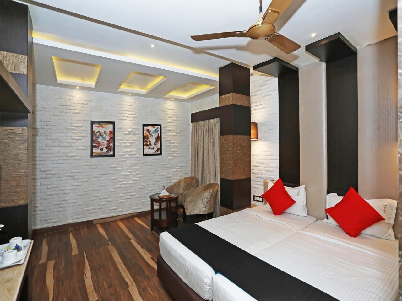 כלכותה Hotel Acme מראה חיצוני תמונה